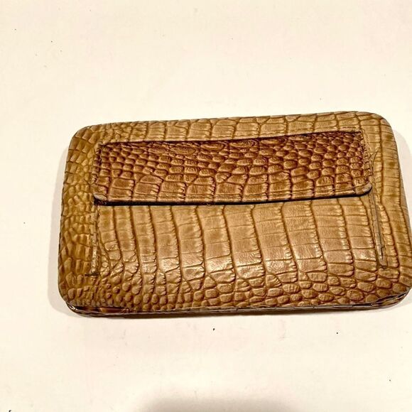 Rustic Couture Brown/Tan  Croc Print Patent leather Clutch Wallet - Picture 1 of 4